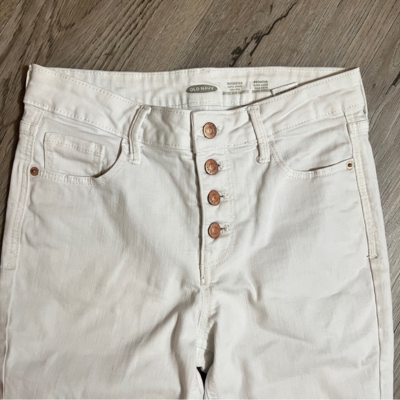 🔥SALE - Any 4 for $20. Old Navy Jeans - Picture 2 of 8